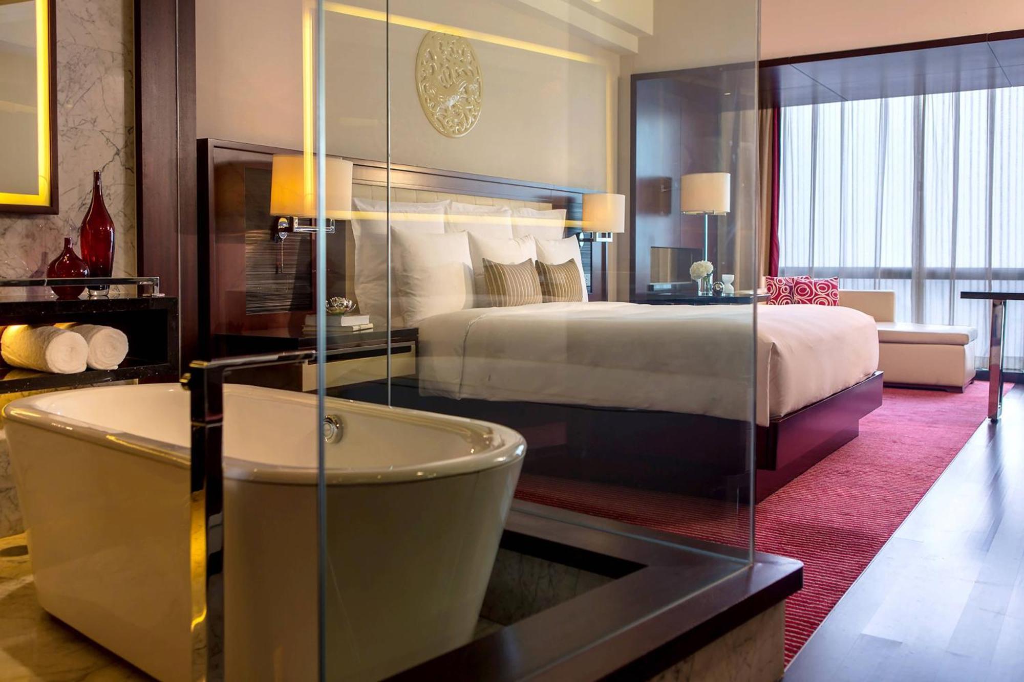Renaissance Beijing Capital Hotel מראה חיצוני תמונה